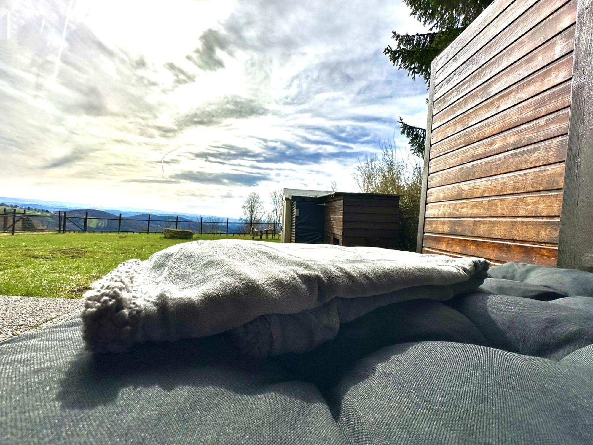 Gemuetliches Alpenblick Berg-bungalow + Grosser Garten + Netflix! Hébergement de vacances Schöfweg